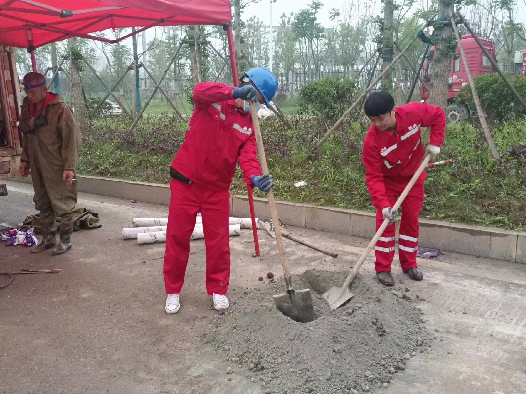峨眉山管道疏通哪家好】及时进行市政管道清淤